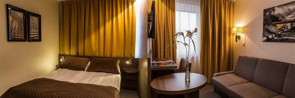 Hotell Niva بودن المظهر الخارجي الصورة